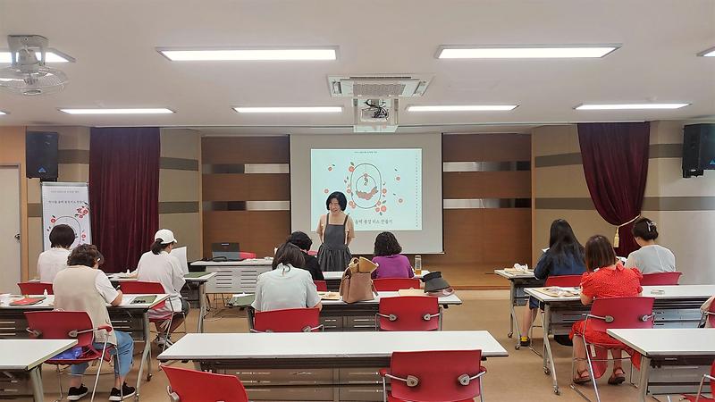 [송림도서관 독서의달 행사] 한지 동백꽃 풍경 리스 사진